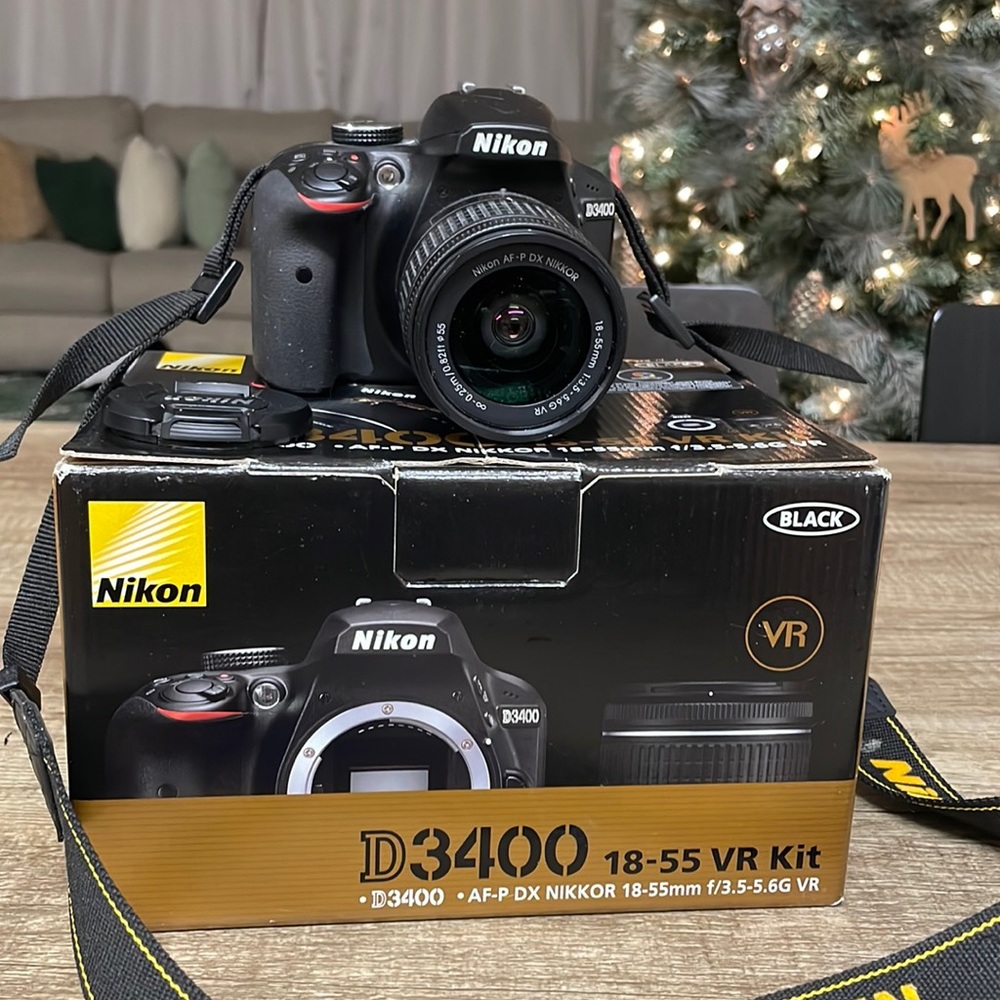 D3400 NIKON CAMERA